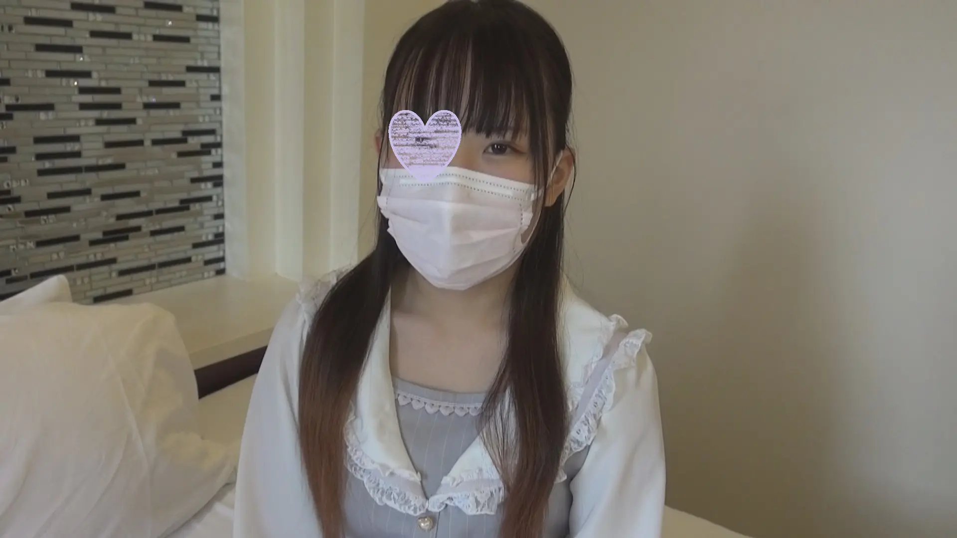 FC2 PPV 2906373 Immoral 19-year-old married woman Shaved girl Ami-chan mass fired